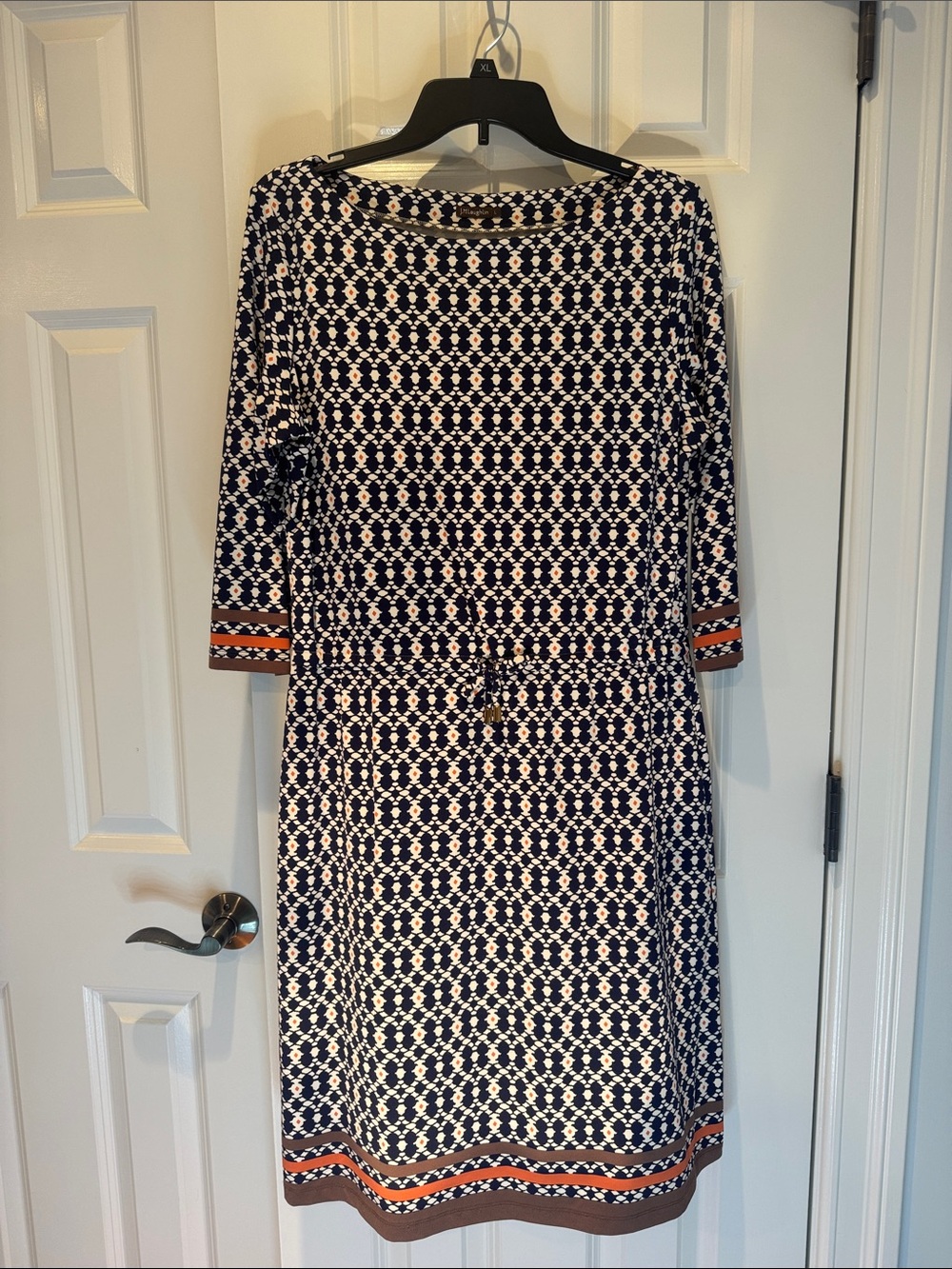 J. Mclaughlin Navy & White Geometric Pattern Stretch Knit Dress with Orange Trim